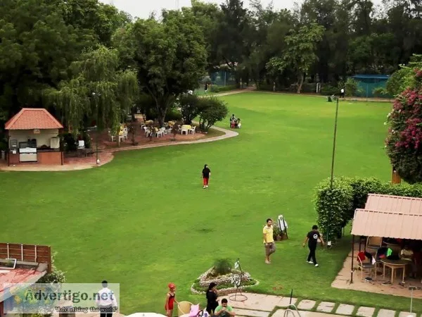 Searching for Luxury Resort in Gurgaon