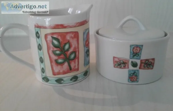 FARBERWARE-WINDOW BOX CREAMER and SUGAR BOWL W LID-NEW
