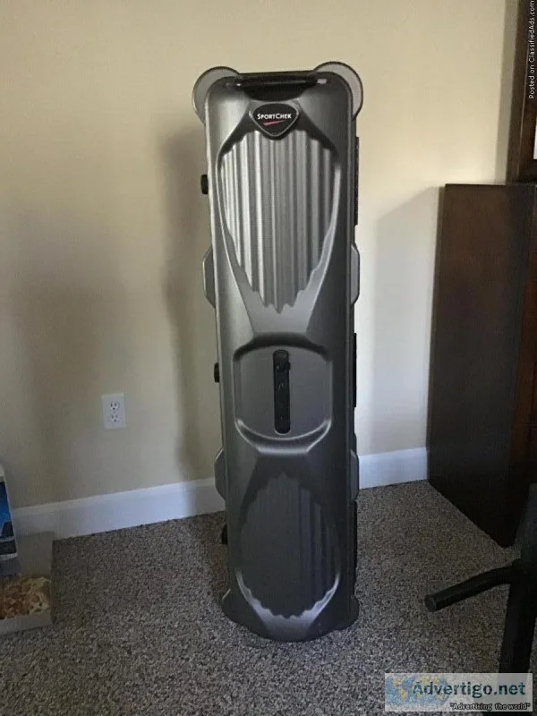 Hard case golf travel case