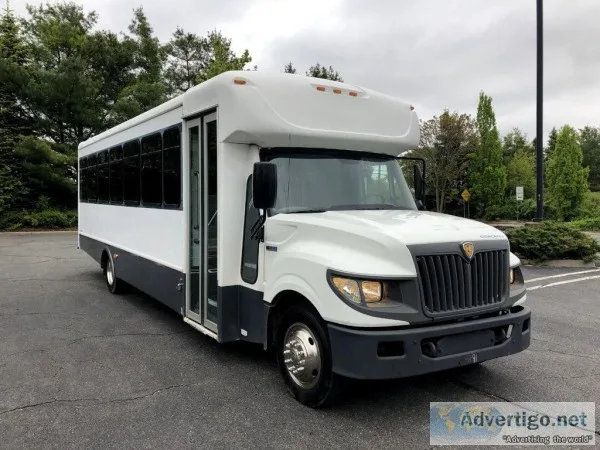 2013 International Starcraft Bus For Sale (A5012)