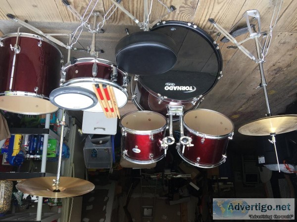 Tornado drum set