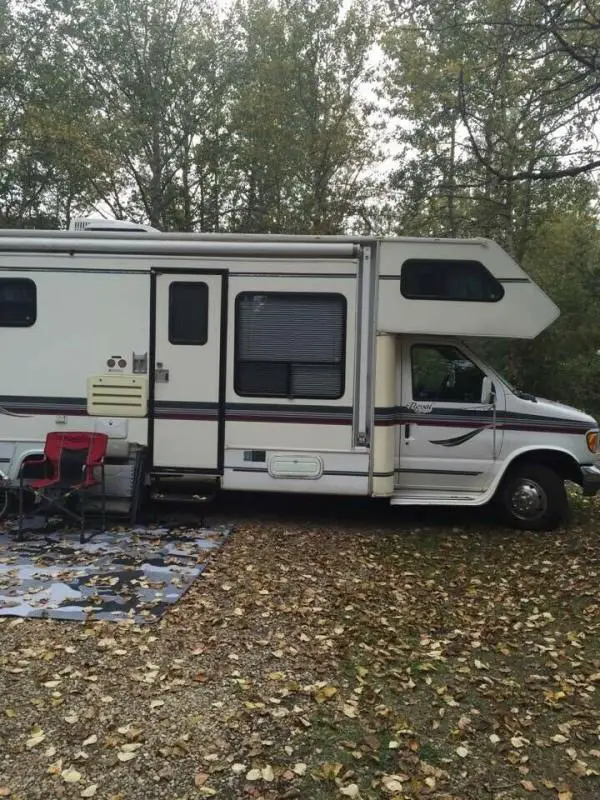1996 Glendale Royal Classic 30Ft Class-A Motorhome For Sale
