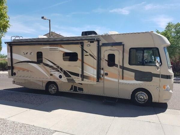 2015 Thor Ace 27Ft Class-A Motorhome For Sale