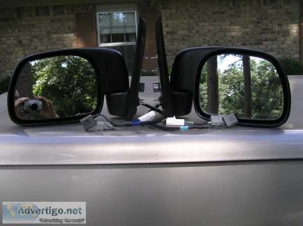 2003 Ford F350 pair of power mirrors (used)