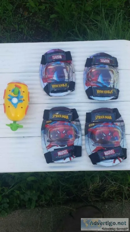 HELMETS AND KNEE AND ELBOW PADS