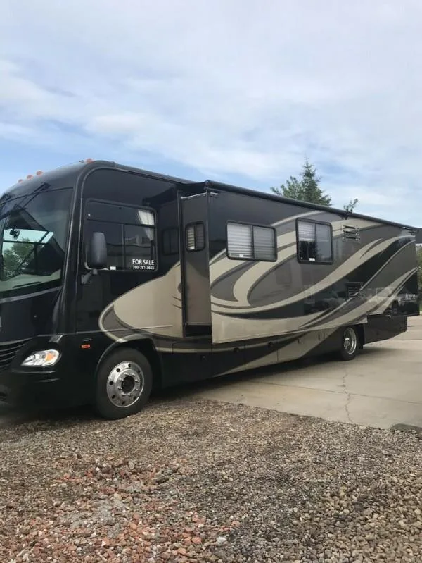 2009 Citation Aurora 36FWS Class-A Motorhome For Sale