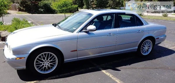 2004 Jaguar XJ8 4 Door Sedan