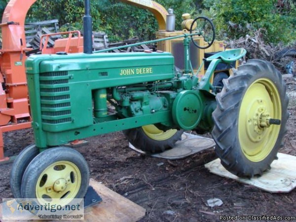  1939 JOHN DEERE H TRACTOR 