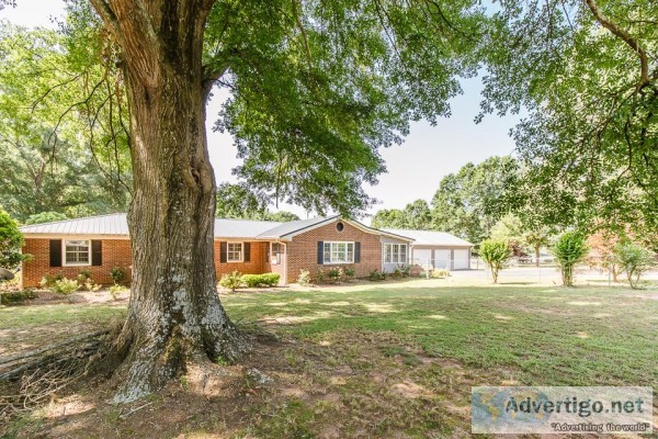 Lovely South Jackson Home