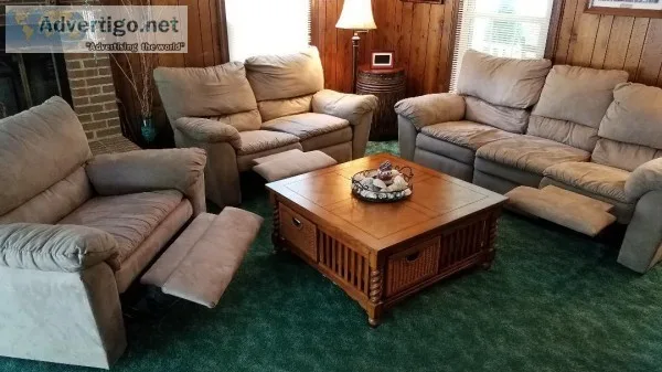 Living Room Furniture Set by Lane all reclining