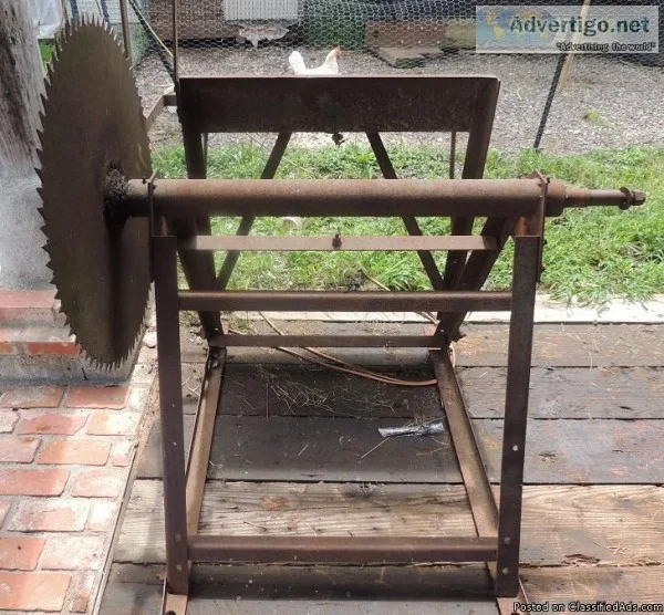 Antique Buzz Saw