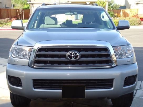 2010 Toyota Sequoia SR5