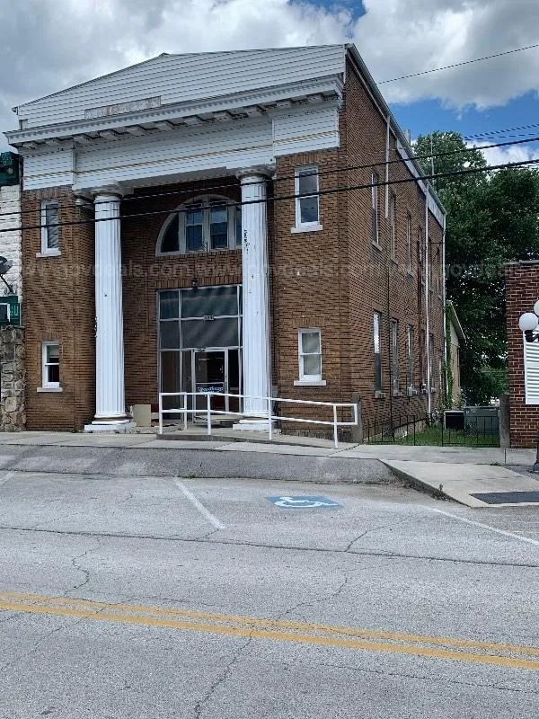 121 N Kingston St Wartburg TN 37887
