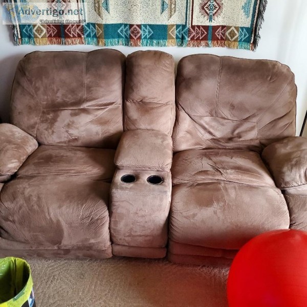 50 to remove this love seat from my Apt.