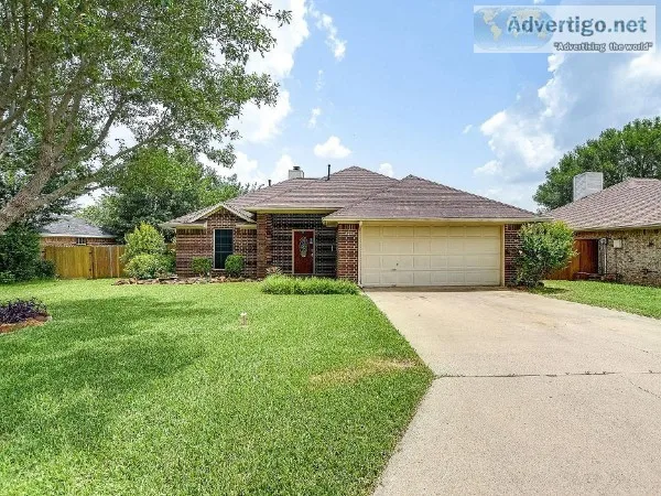 Completely Renovated 3bd House For Rent
