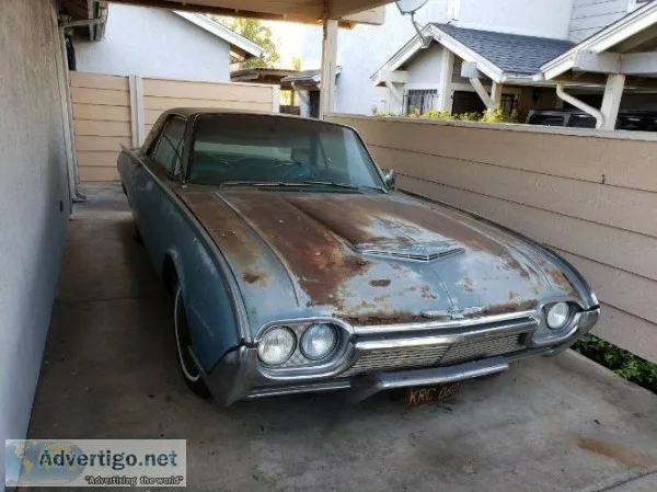 1961 Ford Thunderbird