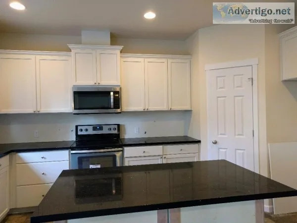 Bran New- 4bd 1 bonus 2.5 bath 2 car garage
