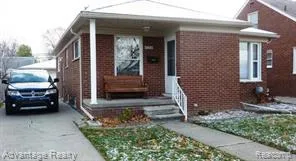 3 Bed 2 Bath Fin. Base. Central Air 2 Car Garage