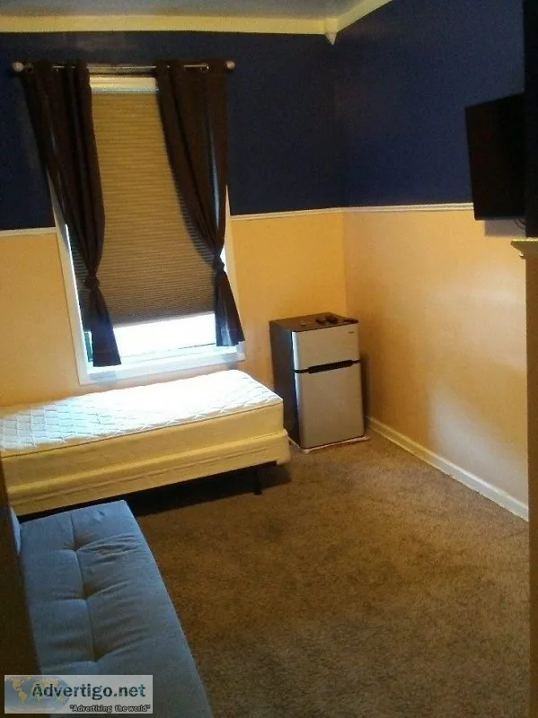 Available Room in Manhattan w141st