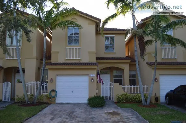 Large 4bed2.5 bath in the heart of West Kendall