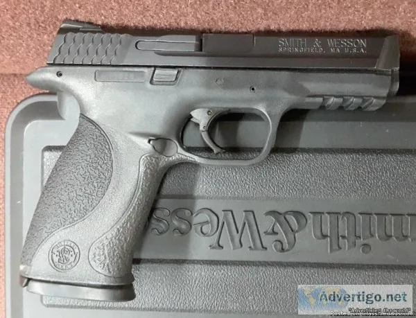 Smith and Wesson 40 cal