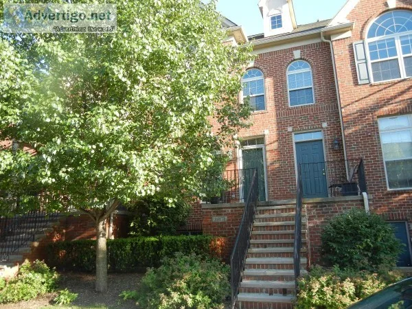 Beautiful 2 Bedroom Condo In Springwater Park