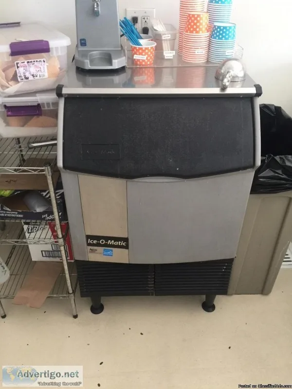 Ice-O-Matic Air Cooled Undercounter Ice Machine w Bin