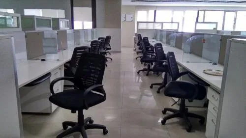 facing on main road fully furnished office for40seaters with man