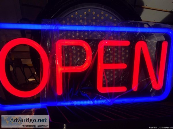 Non Neon Open Sign Brand New In The Box - 110