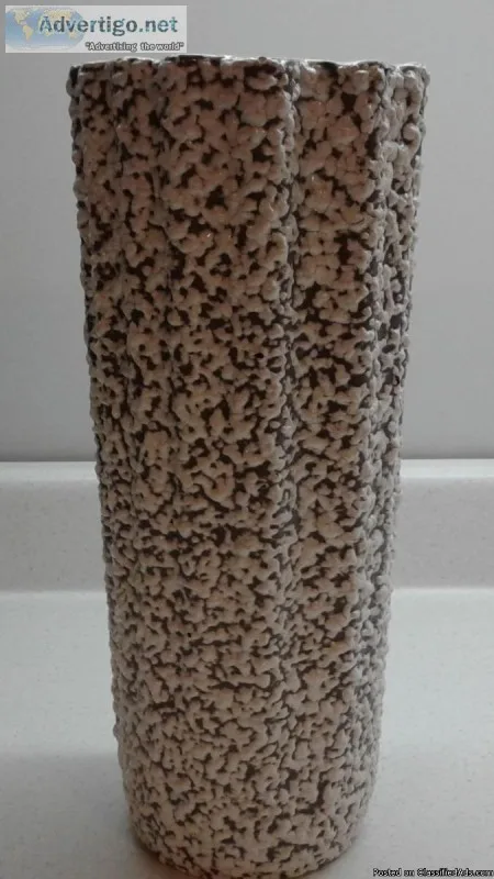 VINTAGE PEBBLE TEXTURED TALL VASE