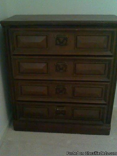 Dresser