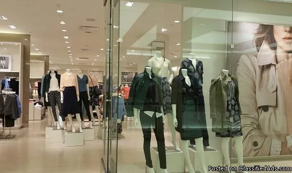 Sale of commercial property with branded clothing store as tenan