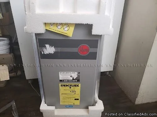 RHEEM RTG-84DVLN-1 DIRECT VENT NATURAL GAS TANKLESS WATER HEATER