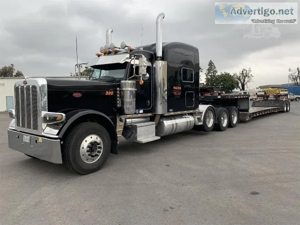 2008 Peterbilt 389 Semi Tractor With 2015 XL Specialized Trailer