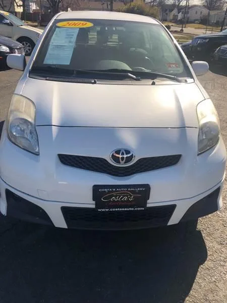 2009 Toyota Yaris.