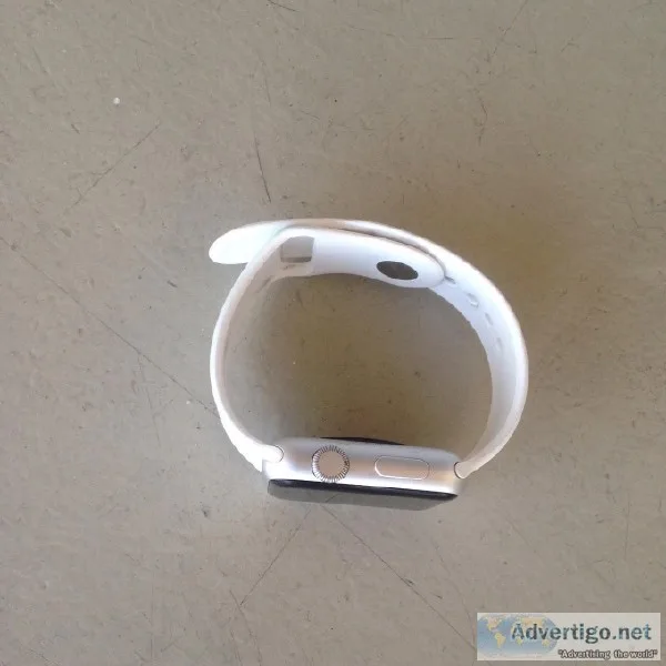 Apple watch series 2 silver case 42mm