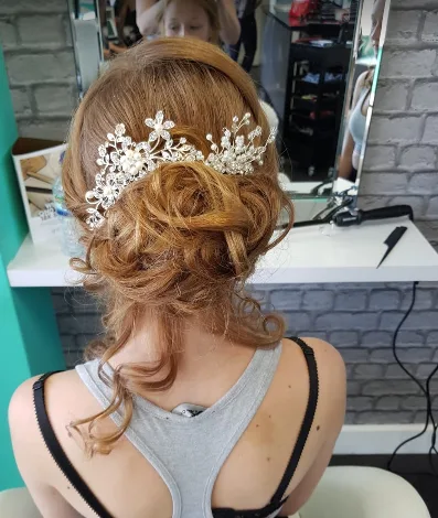 Get Hair Colour Specialist in Wellingborough