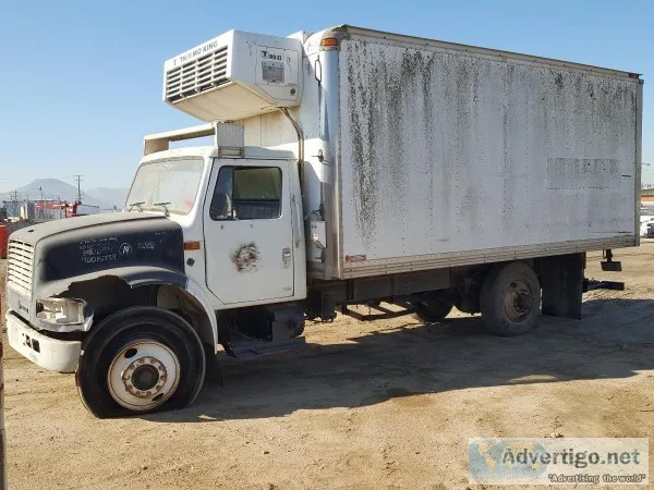 s1995 INTERNATIONAL 4700 REEFER TRUCK 0925