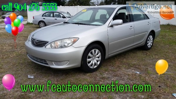 2005 Toyota Camry LE 4dr Sedan