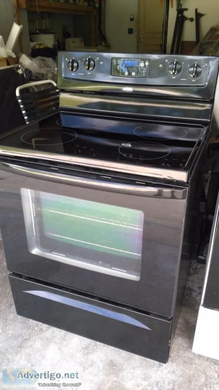 Whirlpool Glasstop Stove Black
