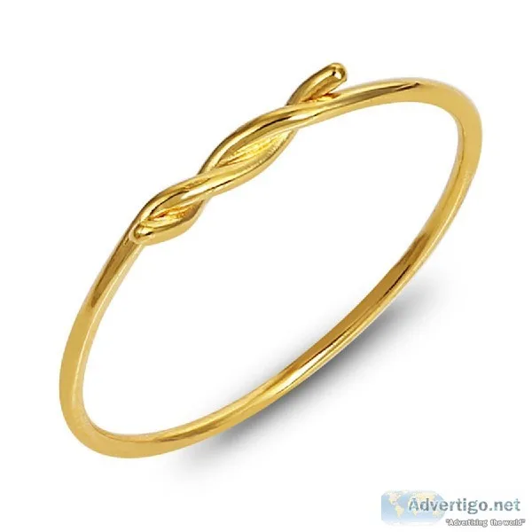 Twisted knot ring