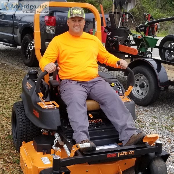 Lawn Mowing and Fertilizing