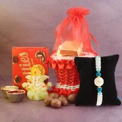 Trust Rakhi.in for Smoother Rakhi Gifts Delivery in India