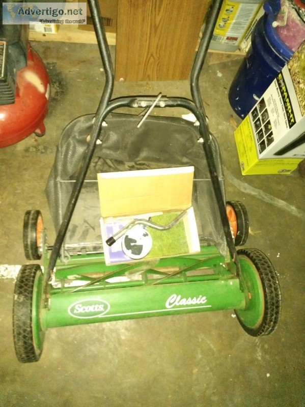 Used - Scotts 20 &quotClassic Push Mower