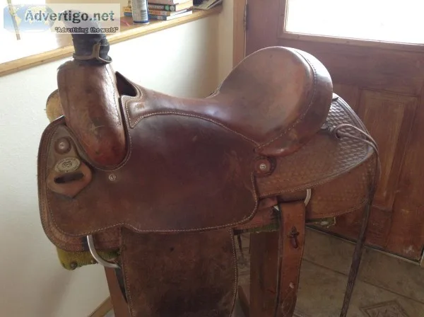 Comfortable Western Saddle