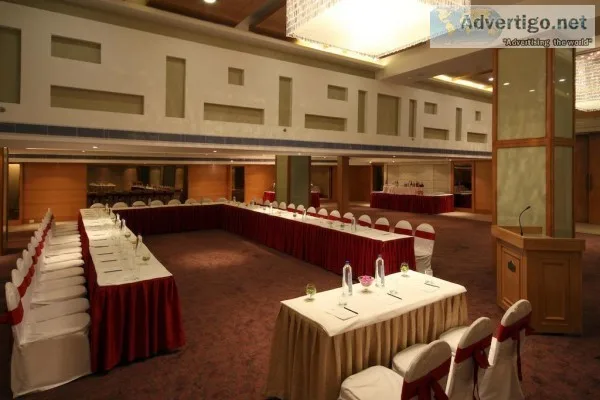 Get Country Inn And Suites By Carlson Jaipur in Jaipur with Clas