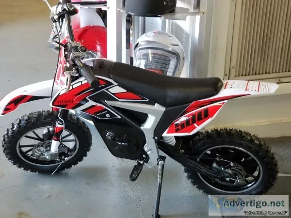 500 watts....Electric Dirt Bike