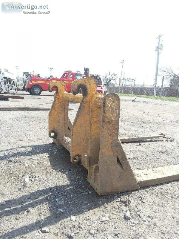 6  QUICK ATTACH LOADER FORKSWHEELED LOADER