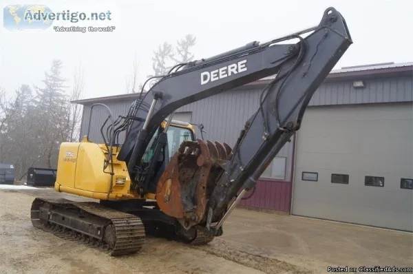 2010 DEERE 135d Excavator