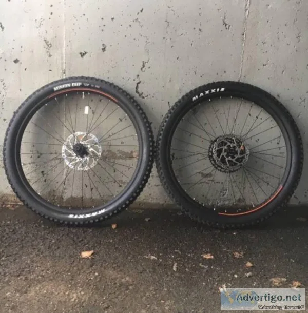 29&quot wheels and tires with rotors and cassette